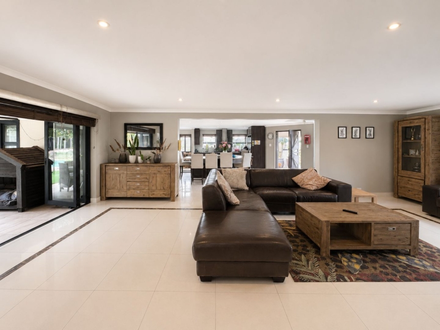 4 Bedroom Property for Sale in Flamingo Vlei Western Cape